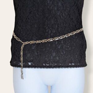 V. Grecian Key Link Belt